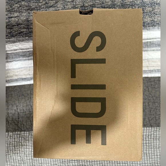 Adidas yeezy slides - Picture 1 of 6